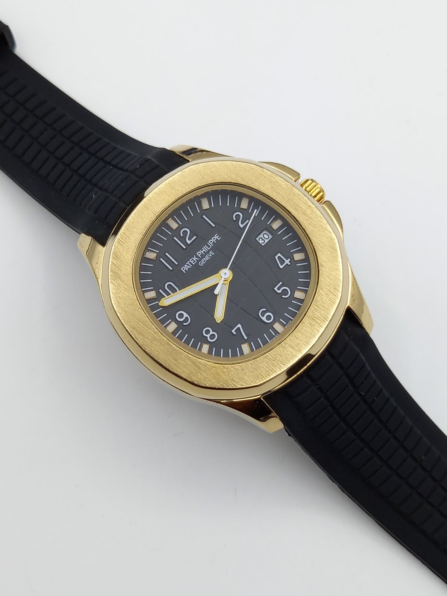 New Style Universe Point 38-mm Men Wrist Watch Quartz Movement
