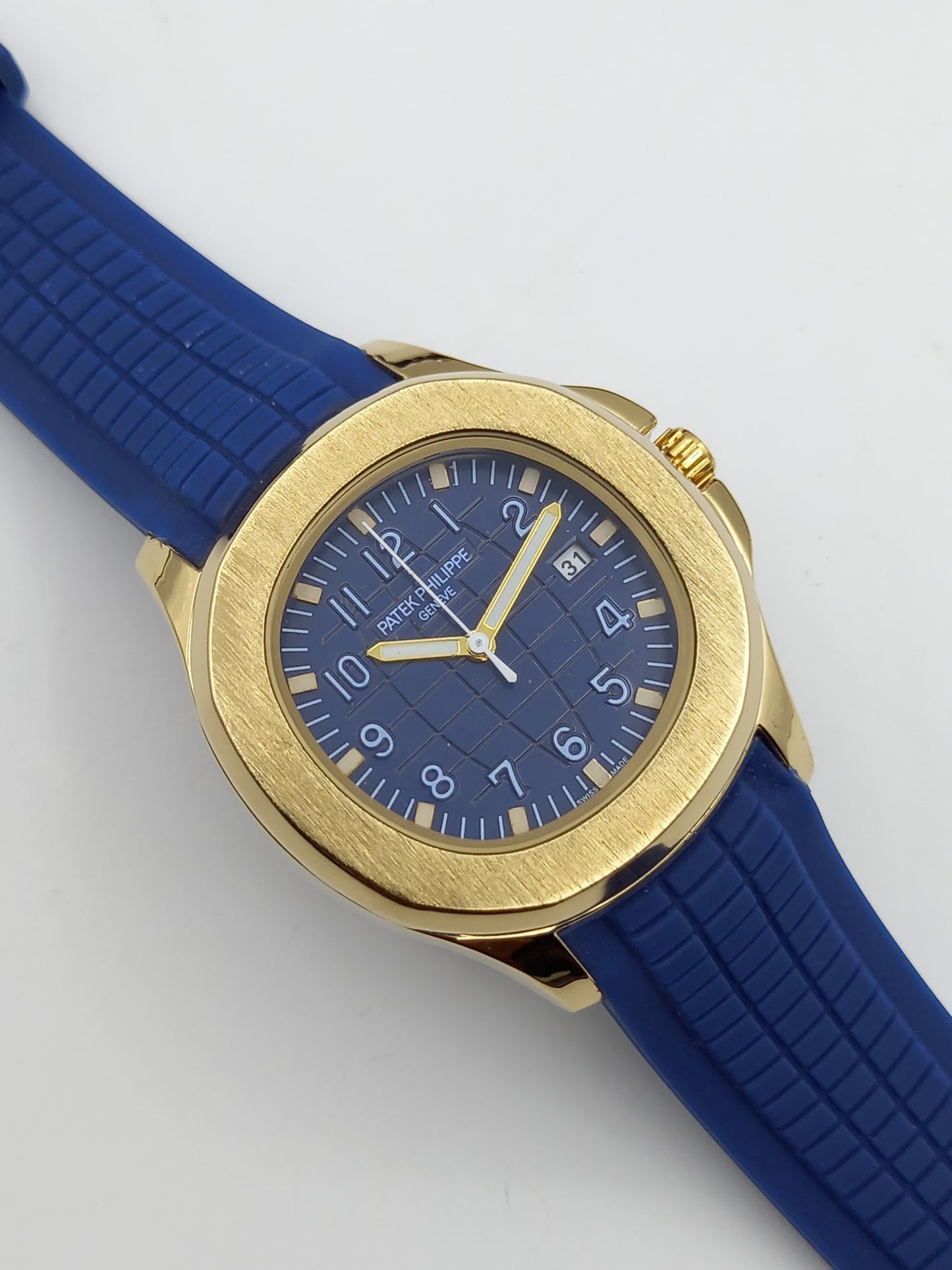 New Style Universe Point 38-mm Men Wrist Watch Quartz Movement