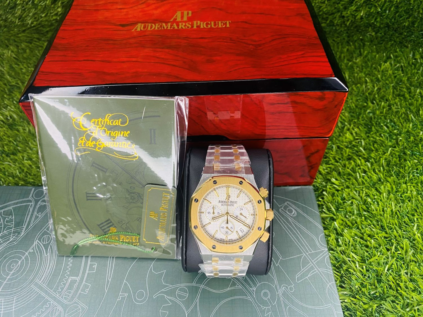 Original Audemars Piguet Royal Oak Chronograph Wrist Watch for Men
