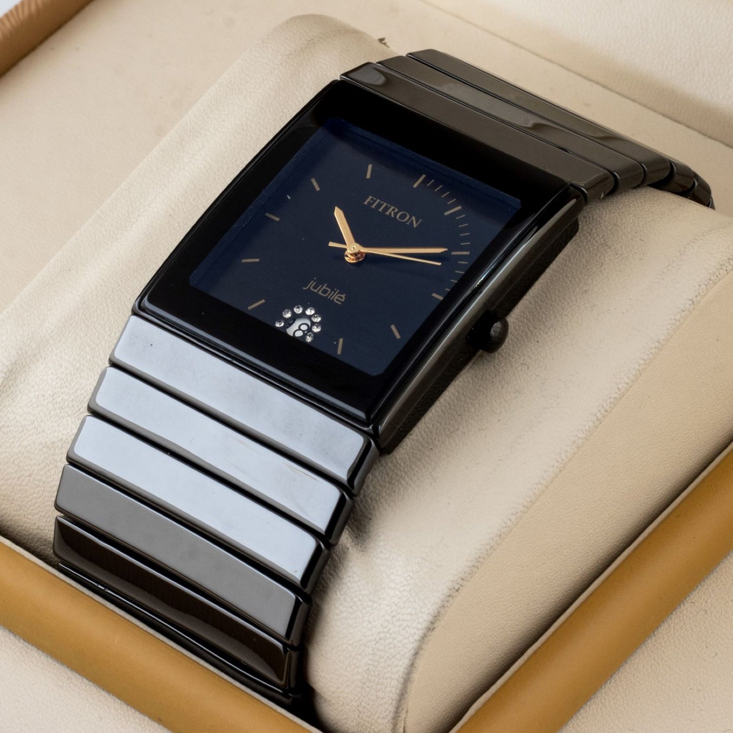 Original FITRON Scratchless Black Ceramics Wrist Watch Japan Machine