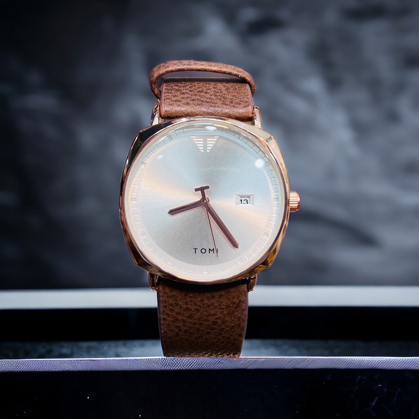 New Fashion TOMI Men Wrist Watches Quartz Movement Leather Straps