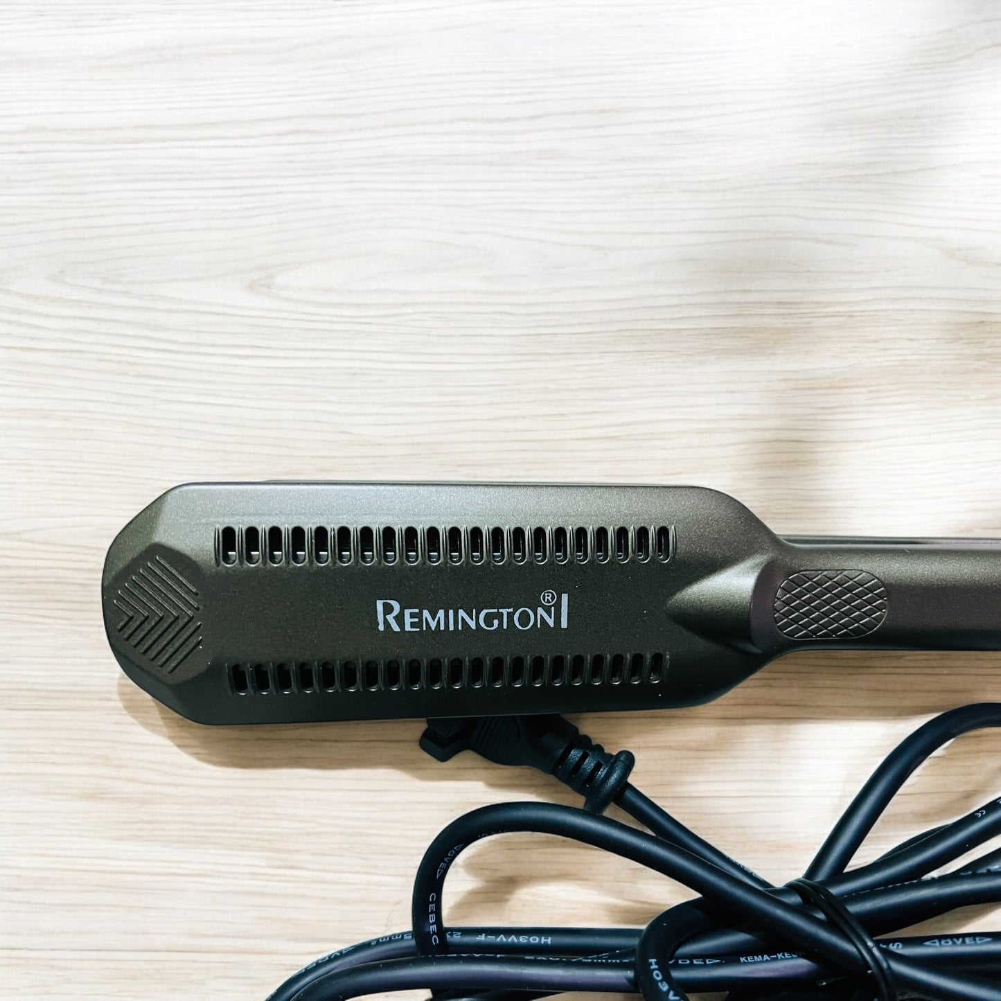 Remington Professional Hair Straightener Keratin Protection