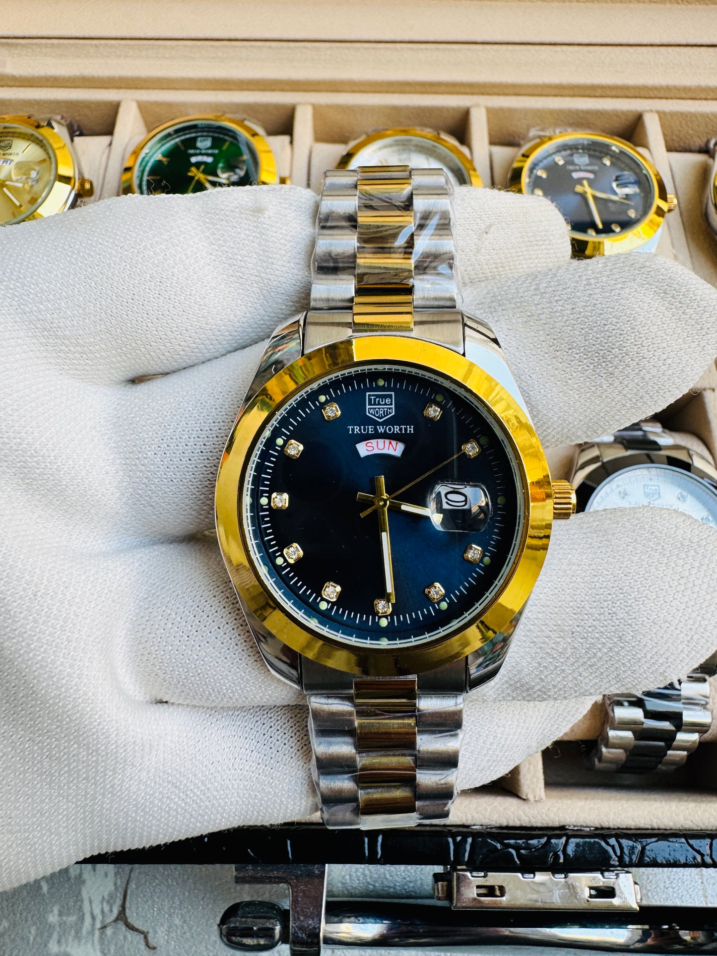 Original True Worth Exclusive Designs Wrist Watches For Men