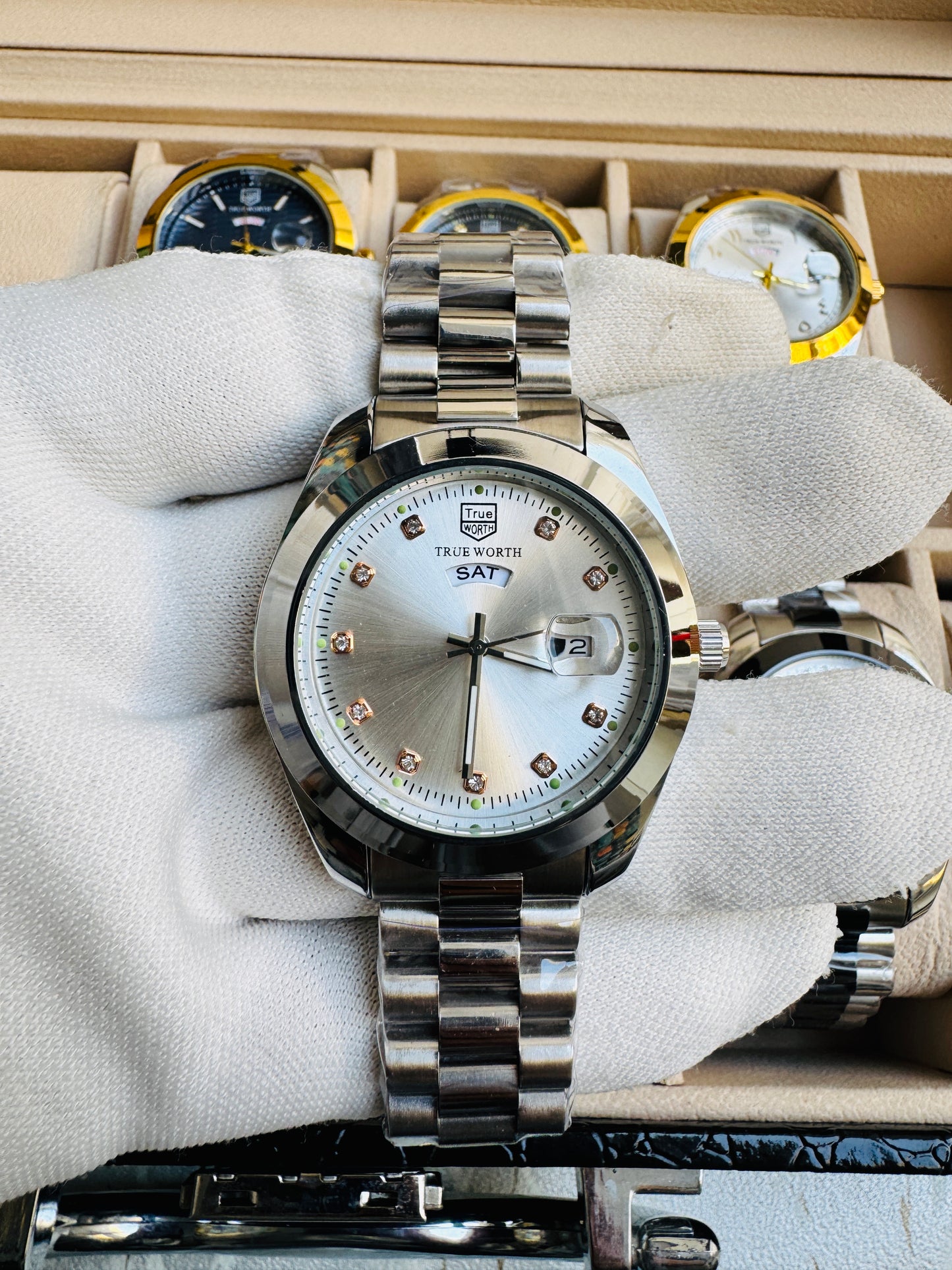 Original True Worth Exclusive Designs Wrist Watches For Men