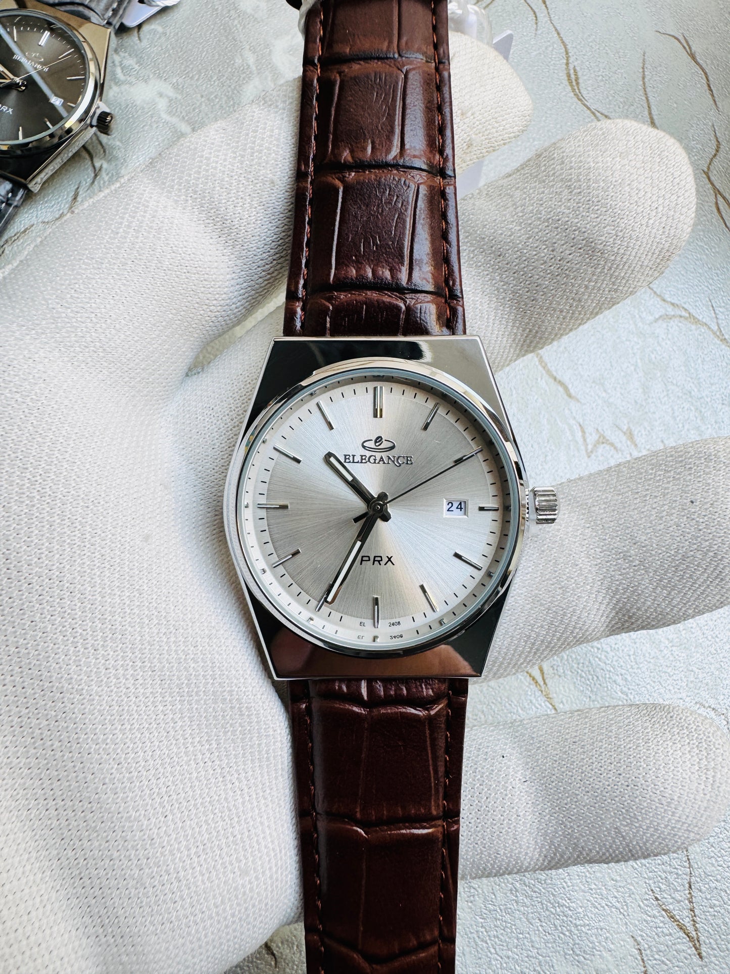 Original ELEGANCE Leather Strap Quartz Movement Men Wrist Watch