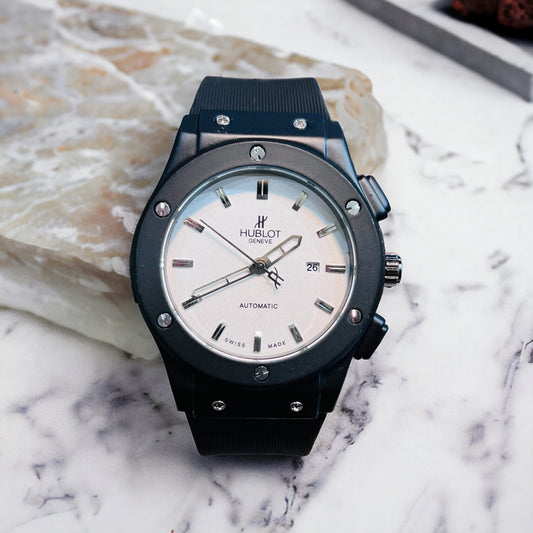 Exclusive Design Men Wrist Watch Leather Strap with Master Lock
