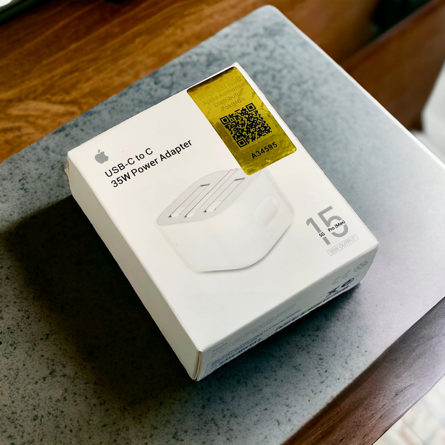 35 Watt Power Adapter USB C to C Quick Charging