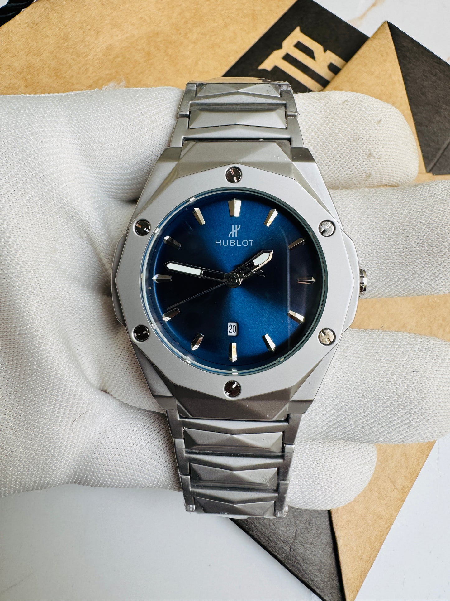 New Stylish Luxury Men Wrist Watches Quartz Movement
