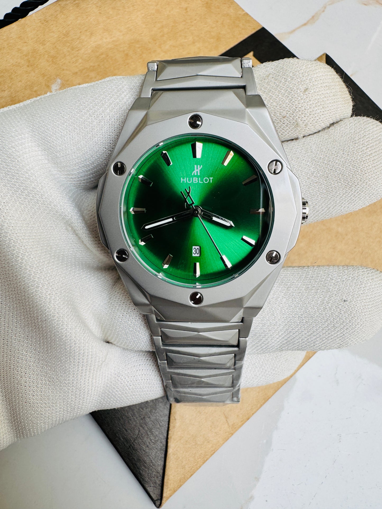 New Stylish Luxury Men Wrist Watches Quartz Movement