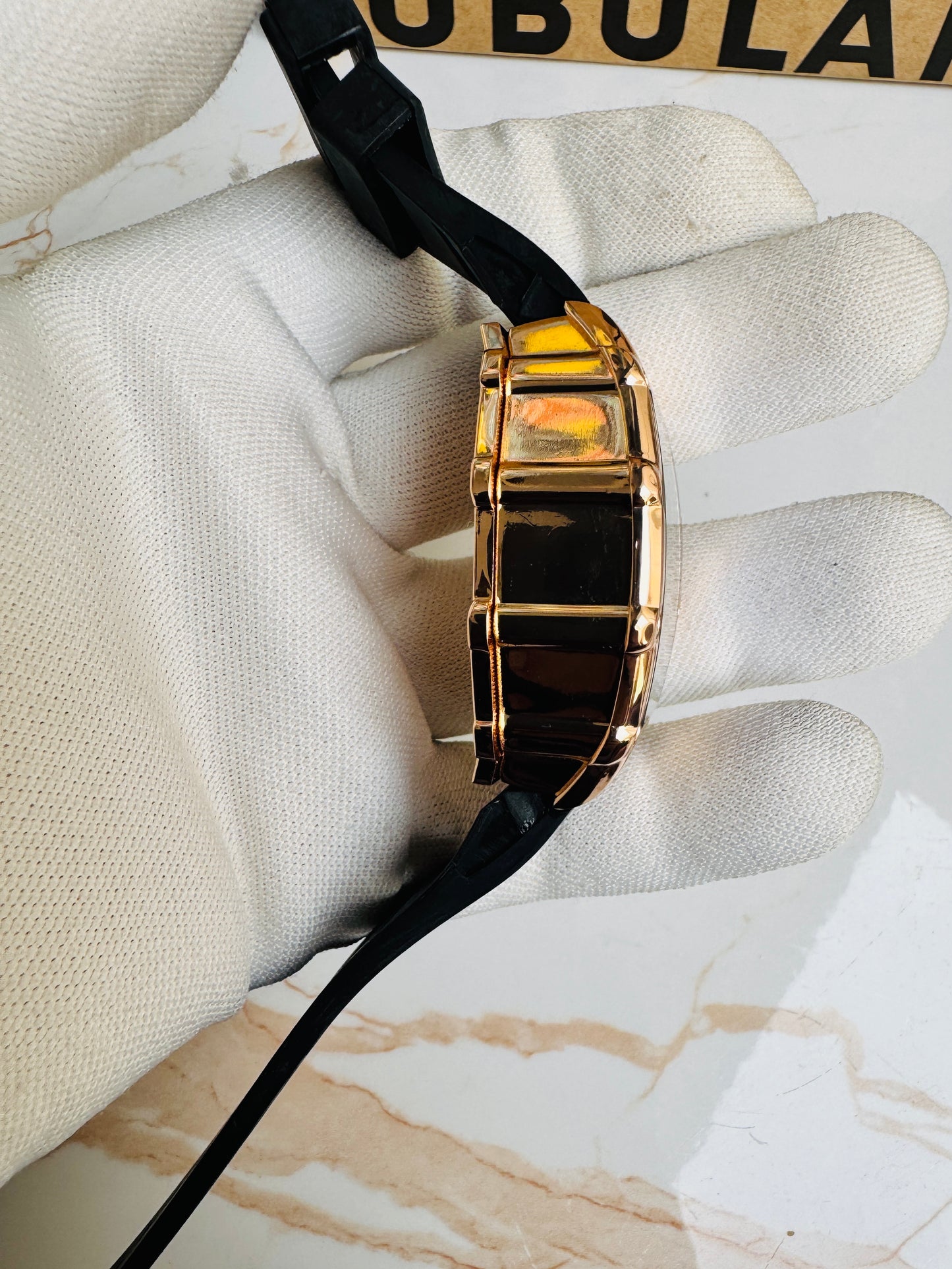 New Luxury Exclusive Design Men's Wrist Watch Quartz Movement